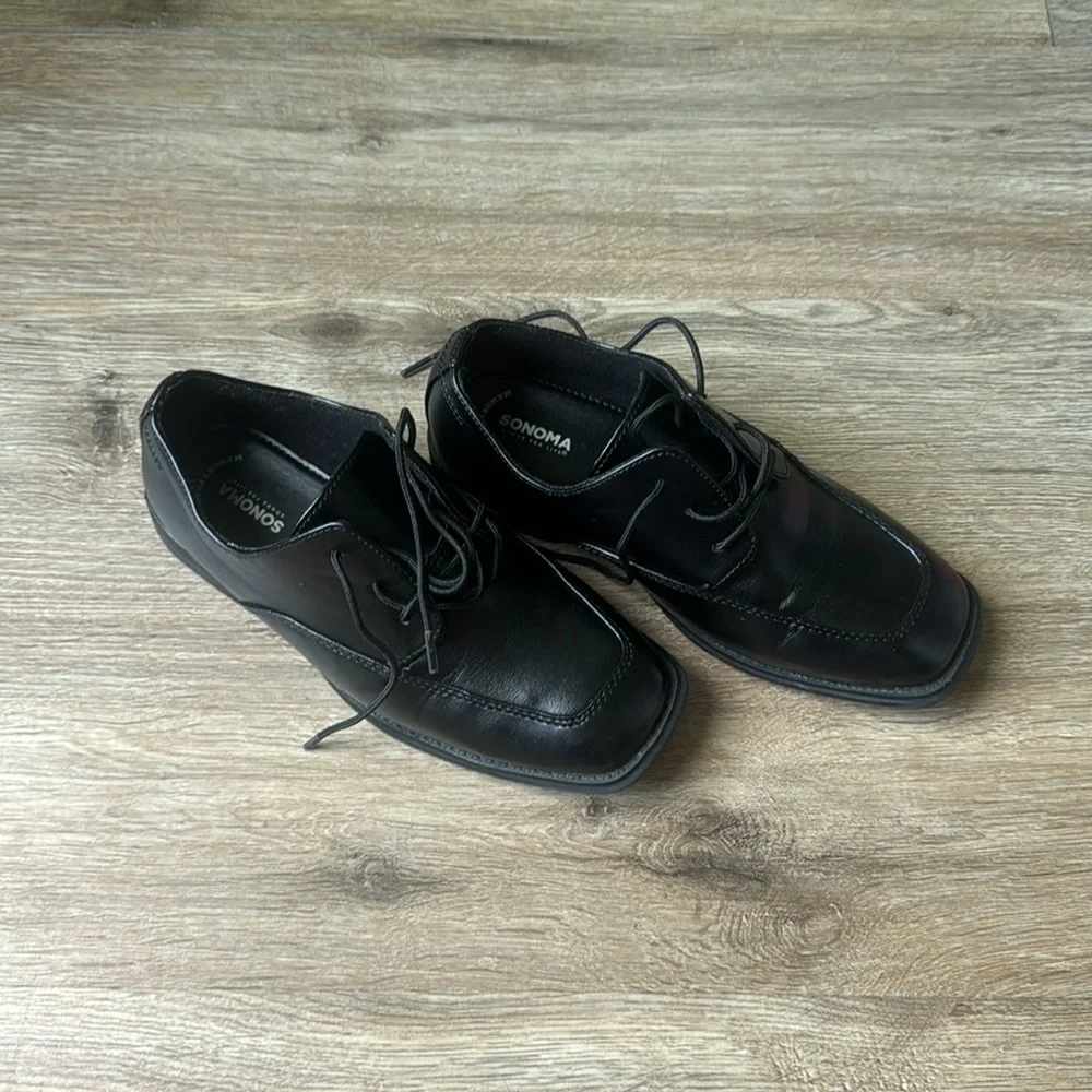 Sonoma black dress shoes, size 3, like new wore handful of times boys